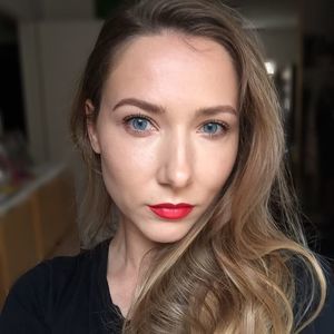 Meet your Posher, Elina